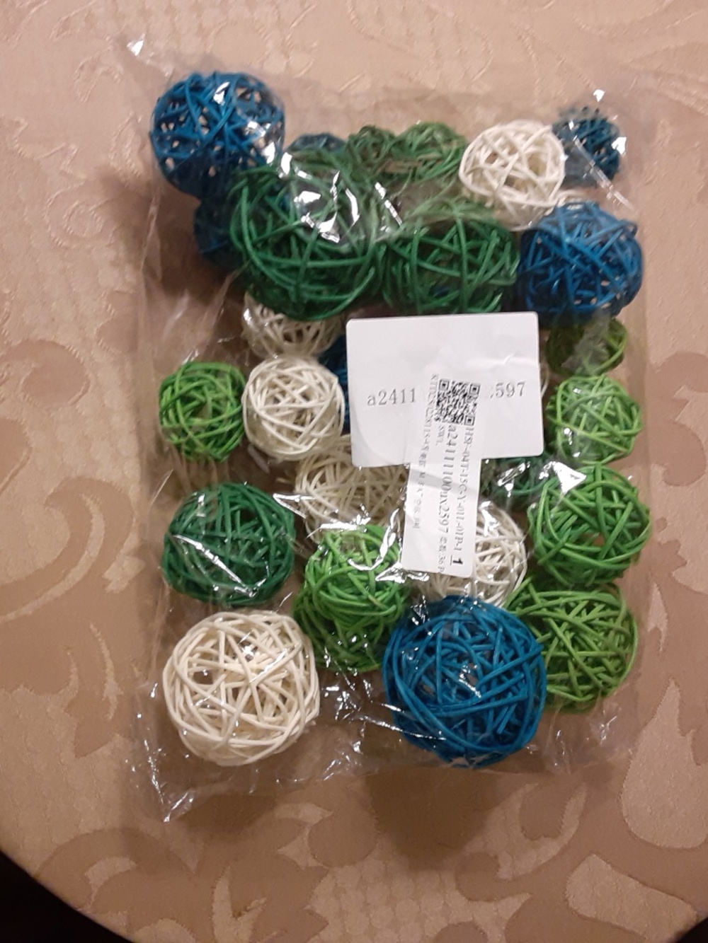 Wicker Rattan 36 Balls - Picture 2 of 4